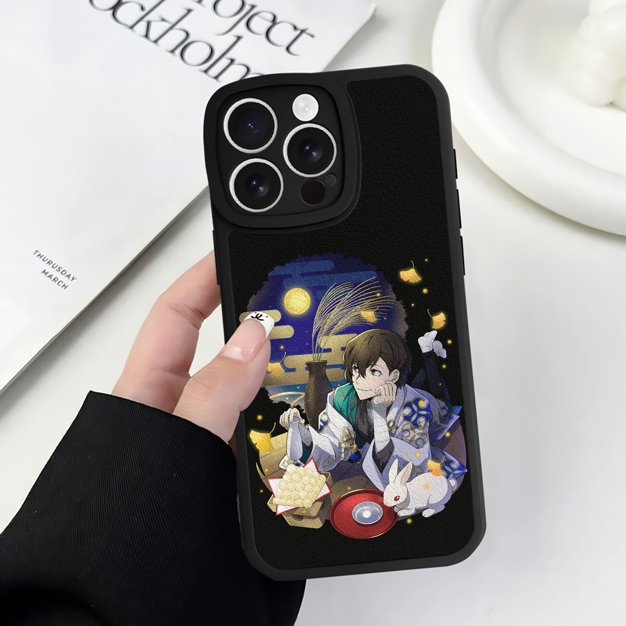 （画像用） 文豪ストレイドッグス Bungo Stray Dogs 【iPhone 16シリーズ対応】シリコンスマホケース（レザー調） 材質：シリコン